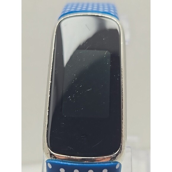 Fitbit Luxe Fitness Tracker FB422 Heart Rate Sleep SpO2 Bluetooth GPS No Charger - Picture 4 of 10